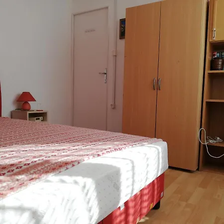 Bartok Apartmanhaz